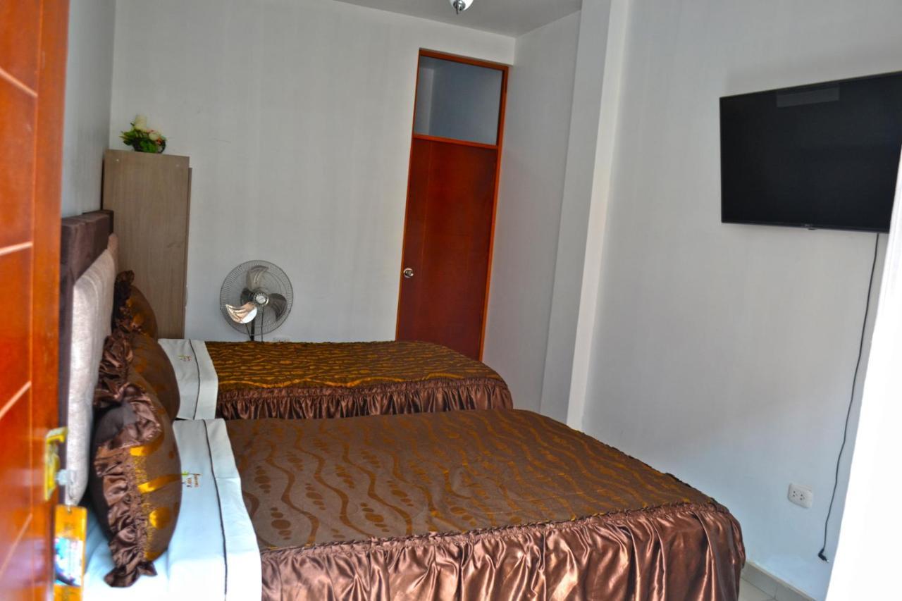 Hostal El Sueno De San Martin Паракас Екстериор снимка