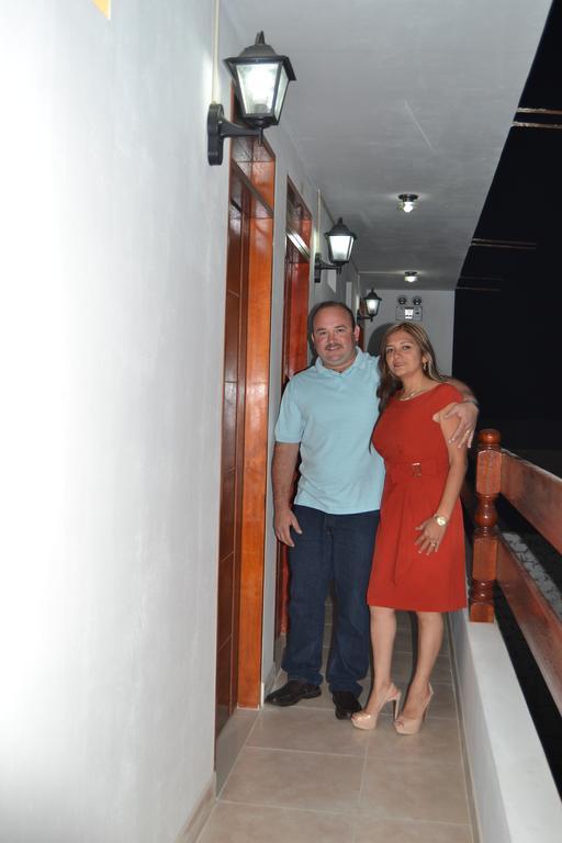 Hostal El Sueno De San Martin Паракас Екстериор снимка