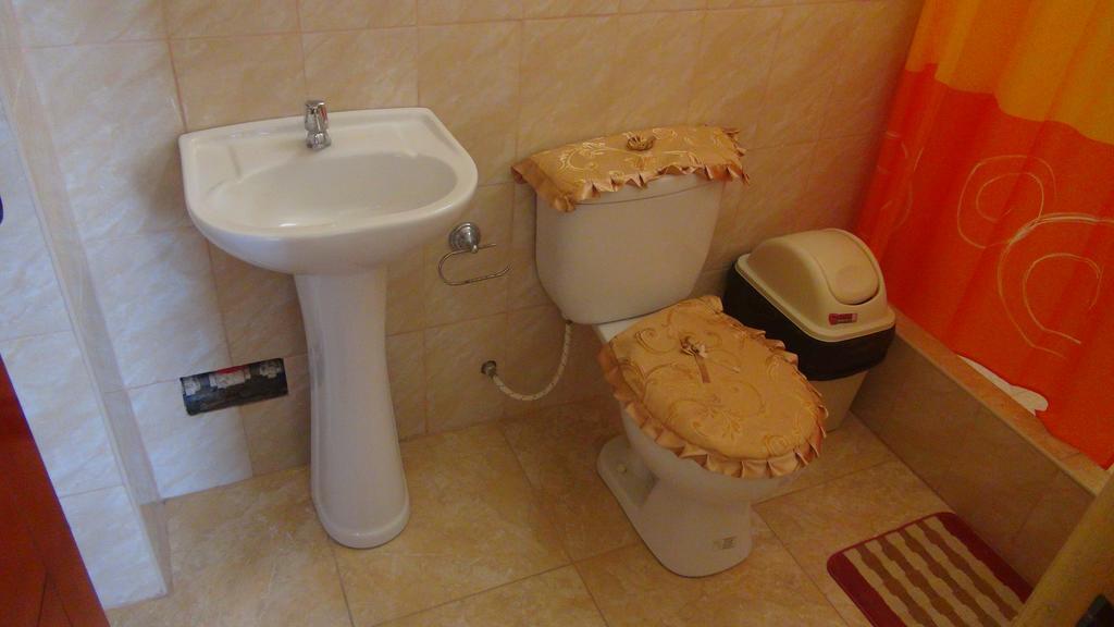 Hostal El Sueno De San Martin Паракас Екстериор снимка